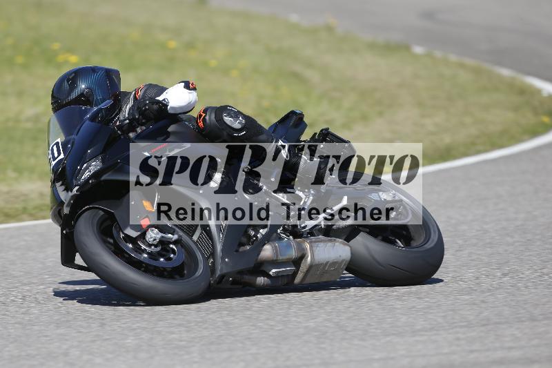 /15 22.05.2026  Plüss Moto Sport  Discover the Bike ADR /Gruppe rot - Race 3/50